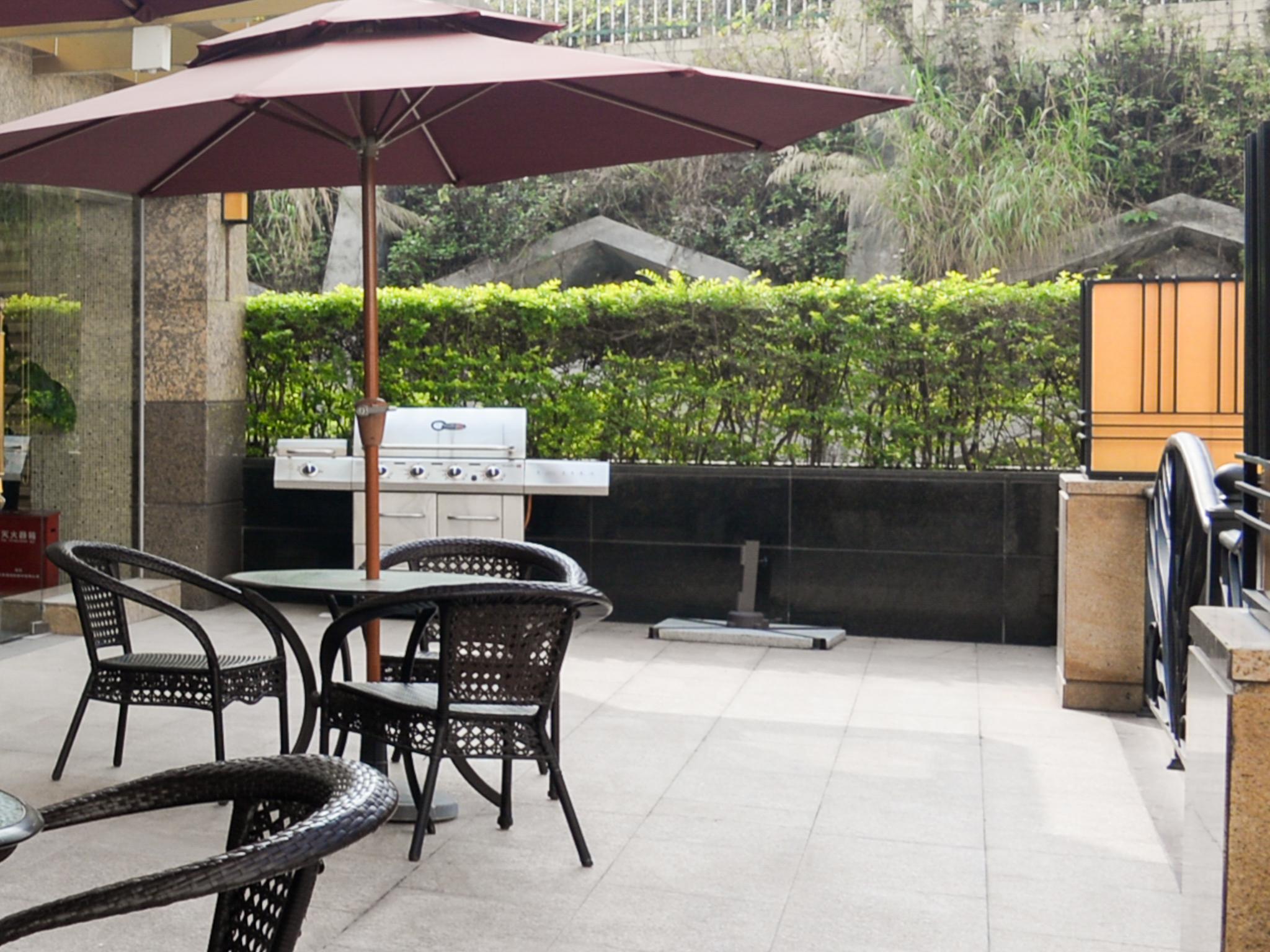 Hotel Ramada Shenzhen Baoan Exterior foto